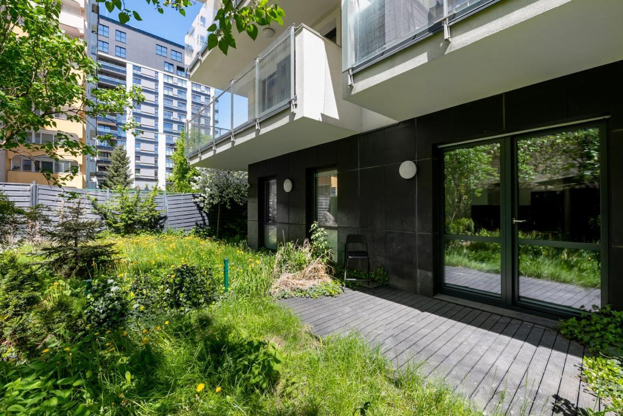 Chlodna Square Studio Warsaw Exterior photo