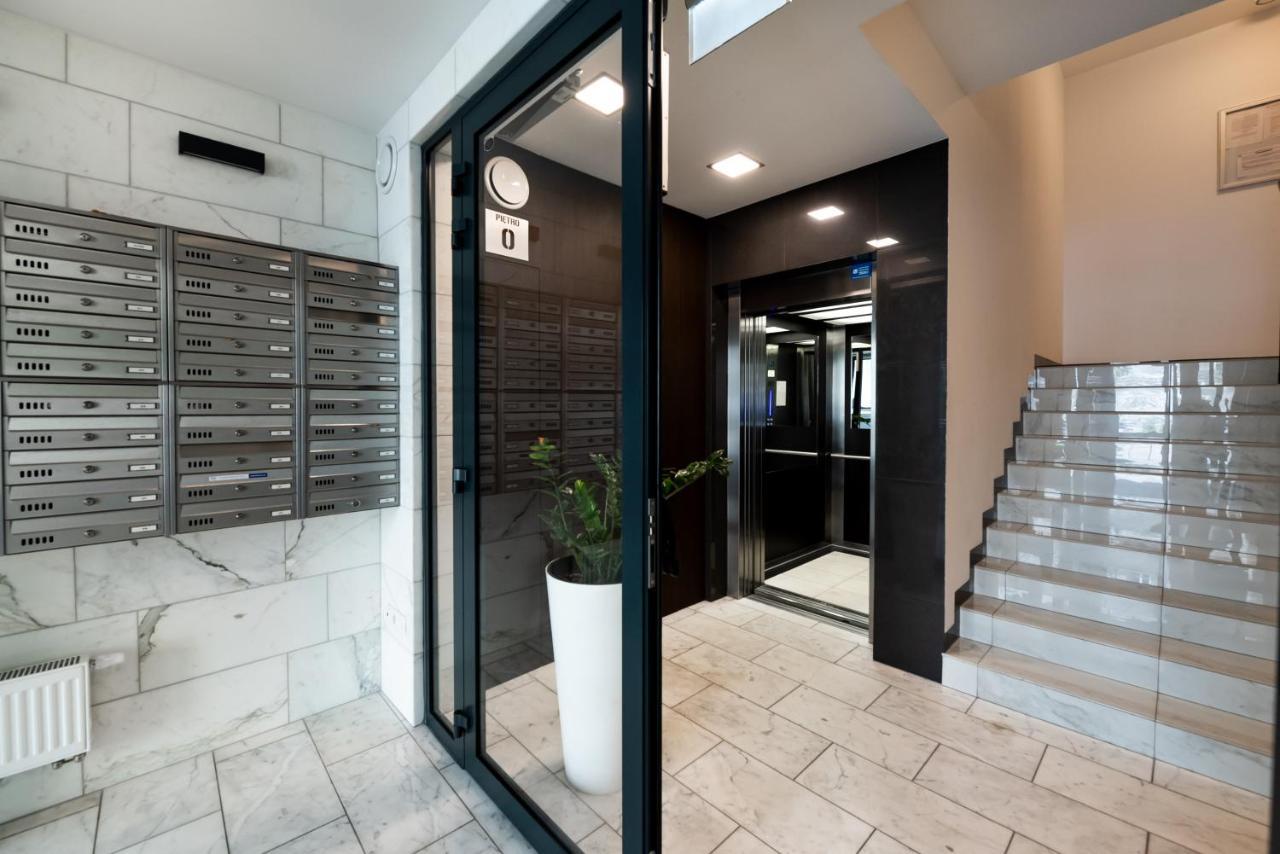 Chlodna Square Studio Warsaw Exterior photo